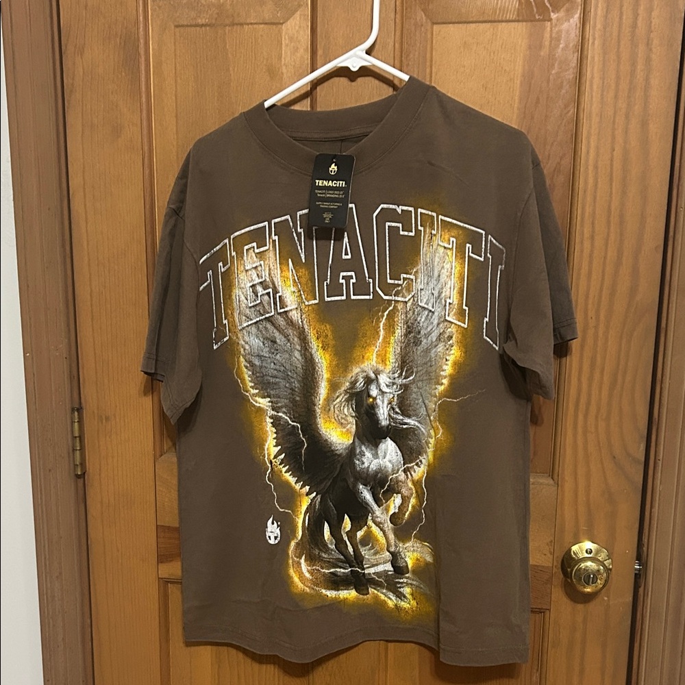 Tenaciti tee